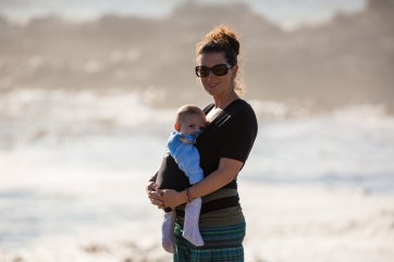 {Review} NooNoo Pie Tie... Snug And Free, The Natural And Flexible Baby Carrier {GIVEAWAY CLOSED}